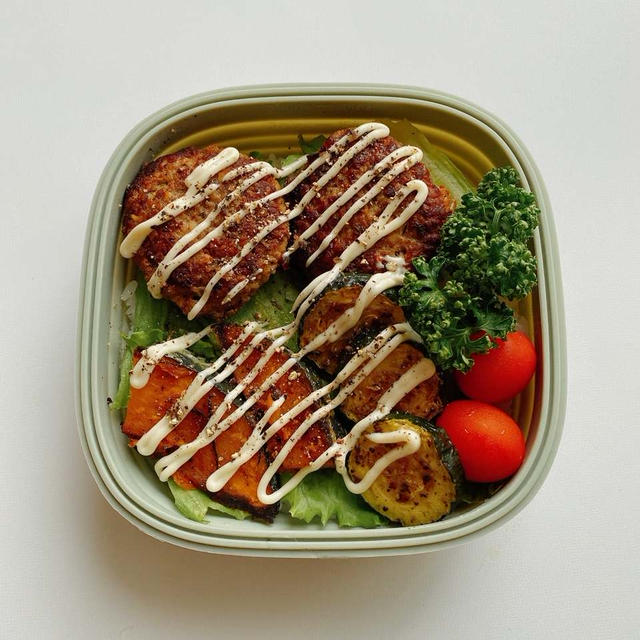 今日のお弁当は息子の大好きなあれで初丼!!