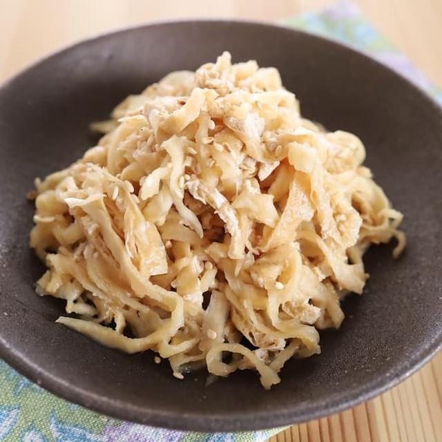 面倒な手順なし！鍋に入れて煮るだけ、わが家で人気の和食おかず「切り干し大根煮」レシピ