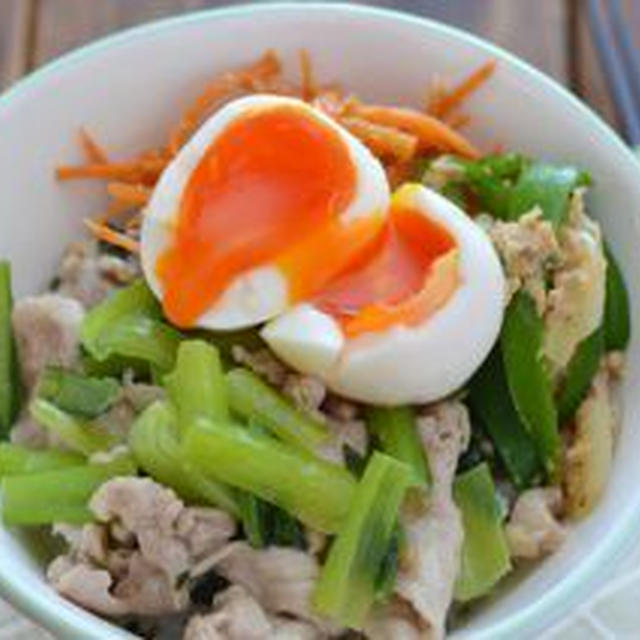 塾前丼ー6月ー。（5分飯と晩ごはんのっけ丼）