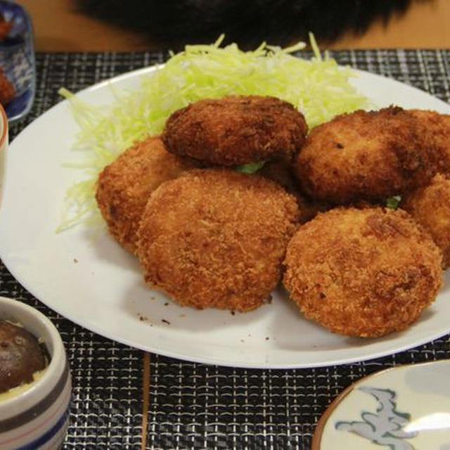 手作りコロッケと茶碗蒸し♪