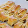 マロンのねじりパン　　Twist bread of chestnut  　 