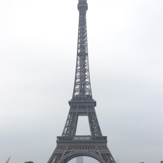 フランス・パリより帰国しました。。。