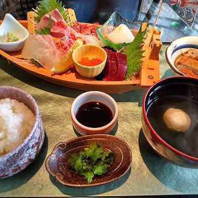刺し身御膳。定年後の趣味の資格