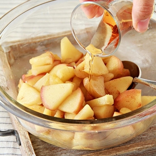 アップルパイはりんごをたっぷりが基本！