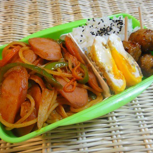 ２月２５日　ナポリタン弁当♪　～　夫＠仕事