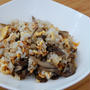 納豆とじっくり炒めた舞茸のチャーハン