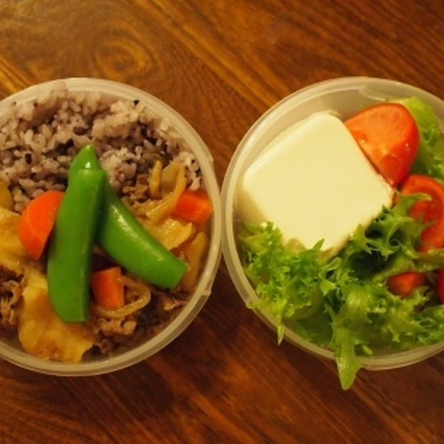 肉じゃがとお豆腐サラダのお弁当