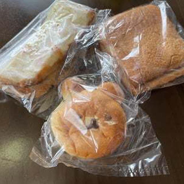 オリミネベーカーズ 人形町／くまクリームパンとクロックムッシュと食パン耳