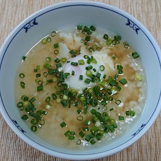 発芽玄米おかゆと温泉玉子の白だしあんかけ