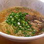 牛すじラーメンと、牛すじのおつまみ