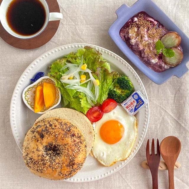＊エブリシングベーグルde朝ごはん＊