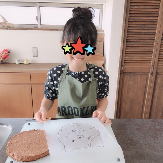 悪夢。と9歳女子が一人でキャラケーキに挑戦！