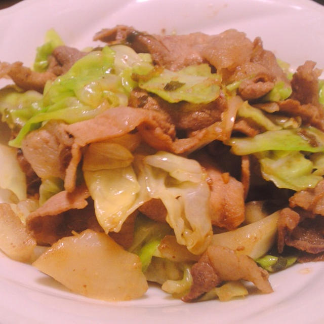 豚肉とキャベツの味噌炒め　（回鍋肉）
