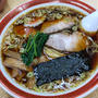 秩父のレトロな甘味食堂でラーメンと玉子丼なランチ 味噌ポテトは買って帰って晩ごはん