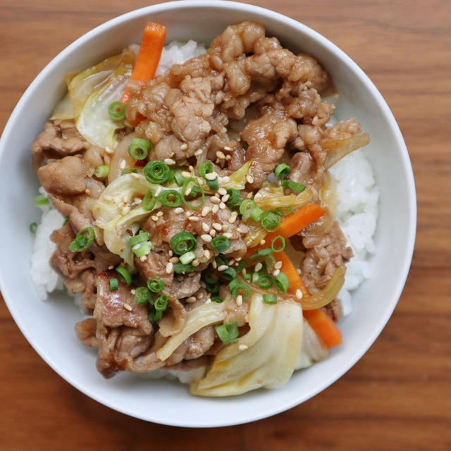 簡単！ しっかり食べて栄養補給♪ ＊牛スタミナ丼＊