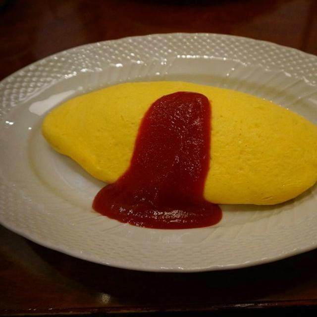 サロン 卵と私 のふわふわオムライス。