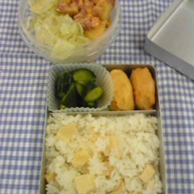 炊き込みご飯が主役の弁当（笑）