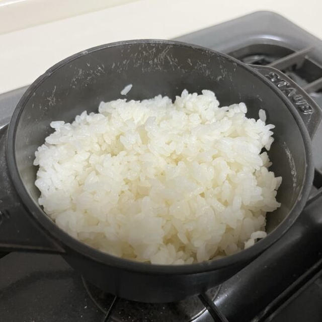 普通のお米が旅館レベルに！STAUB鍋でふっくらご飯炊きに挑戦