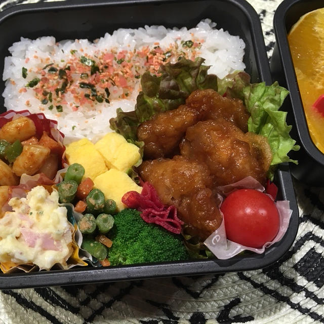 唐揚げの甘酢あえ弁当 と 旦那絶賛のサンドイッチ！