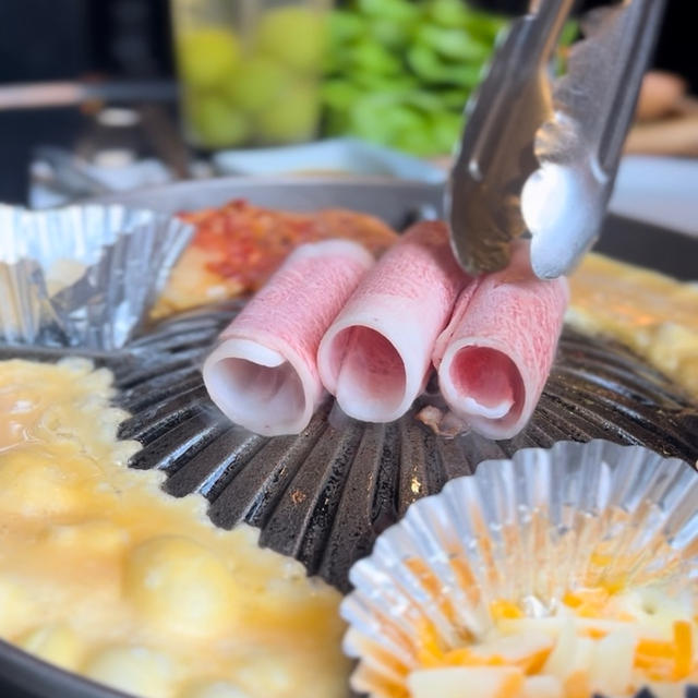 早速「ドデスカ」登場♪韓国家庭料理チャドルバギが映えるメニューと共に楽しめる新感覚韓国料理店