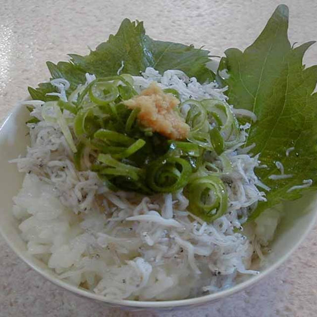 茶碗丼再び、シラス丼