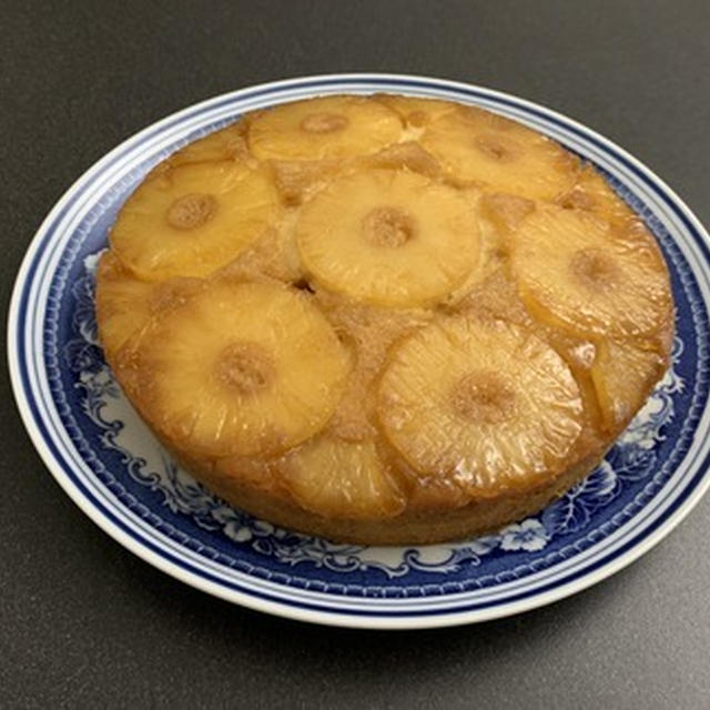 パイナップルアップサイドダウンケーキ