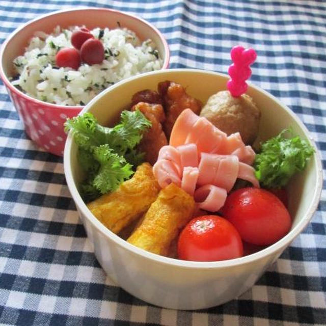 2.1　ディライト スタックインランチ ラウンドで、春色のお弁当スープ付。