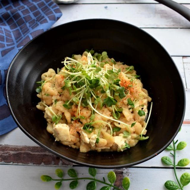 カイワレたっぷり～ほろほろ豆腐と揚げ玉煮