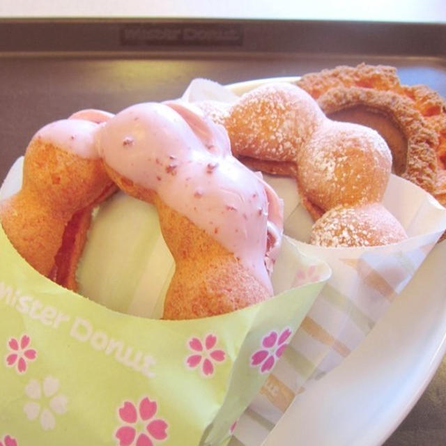 ミスド春味☆ポン･デ･桜もちと桜ファッションにポン･デ･さくらんぼ