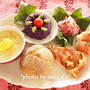 見直しパン　de　彩りワンプレート朝食。。。