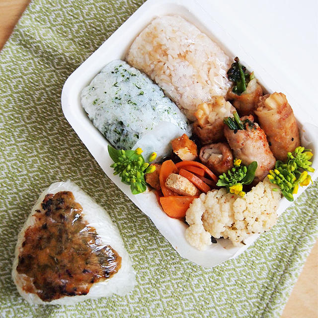 肉巻きの照り焼き弁当。