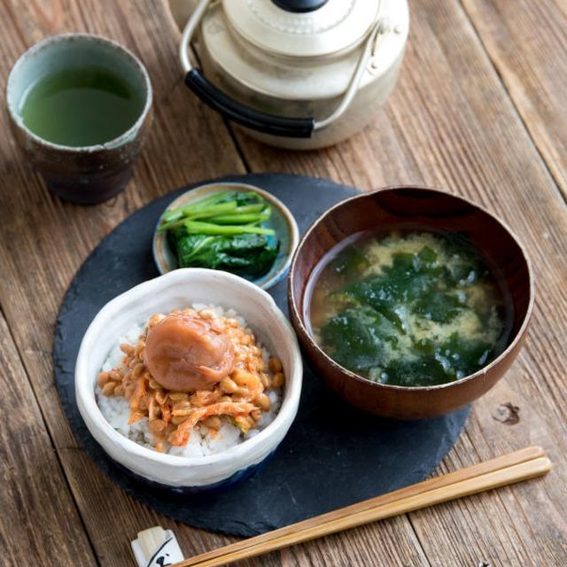 キムチ納豆梅干しごはん