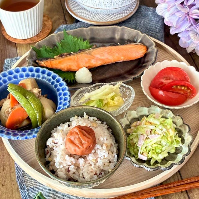 次女の器コーデで昼ごはん