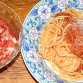 トマトスパゲティーとトマトサラダ