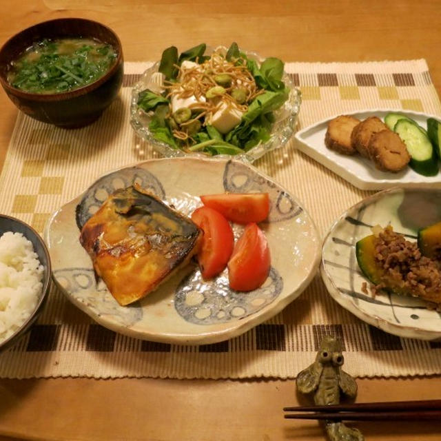 鯖の味噌漬など　和の晩ご飯の休日♪