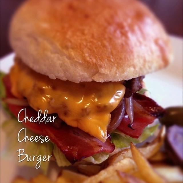 Cheddar Cheese Burger