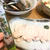 【合わせ技】自家製手抜き鶏ハムに青じそとレモンを添えると…