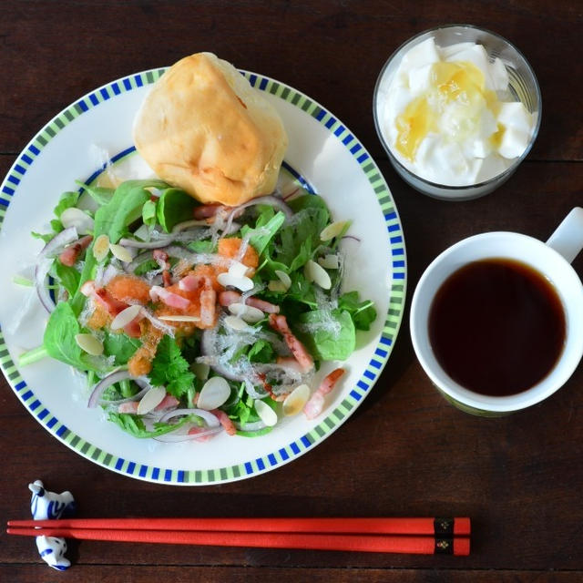 あっさり朝ごはん♪暖かくなったから生野菜