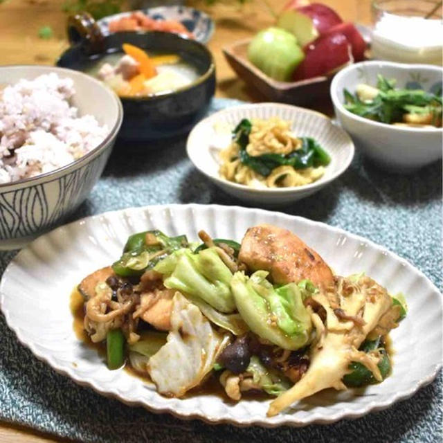 【レシピ】鮭ときのこの回鍋肉#魚料理#簡単#ボリュームおかず#中華風#食物繊維