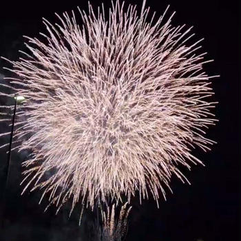 お祭りの花火