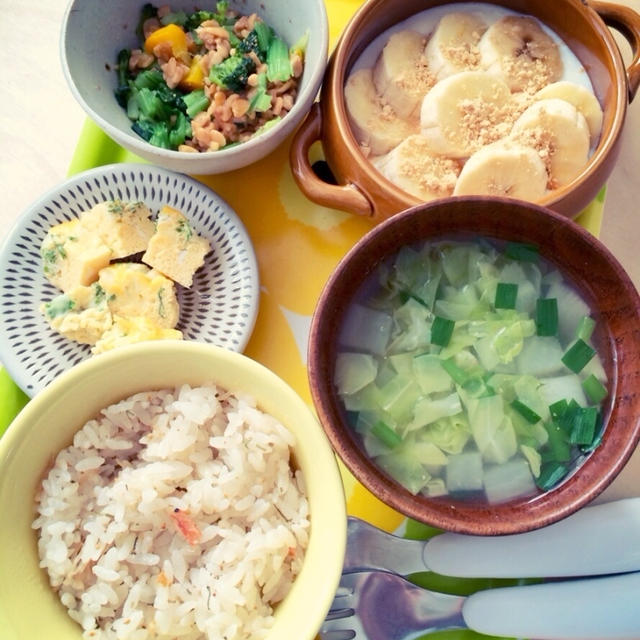 息子の朝ごはん・休日スタート！