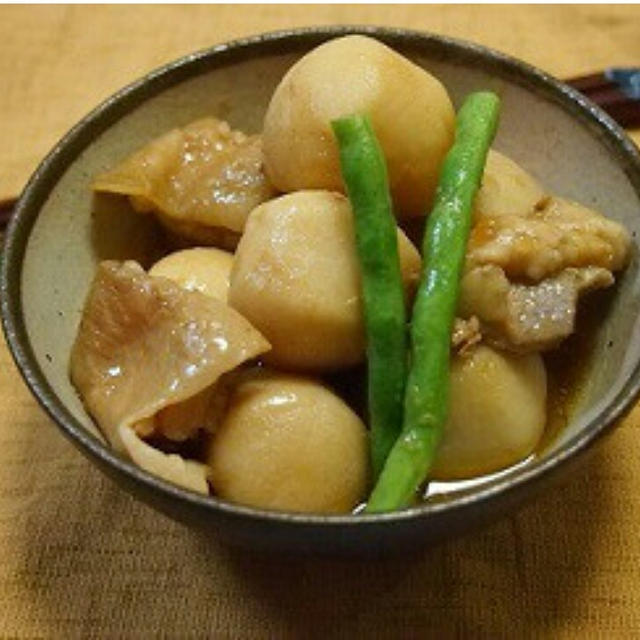 「里芋と鶏肉の煮物」の人気検索でトップ10に入りました