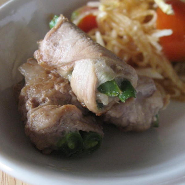 豚コマで肉巻き＆ノリノリの11か月女児