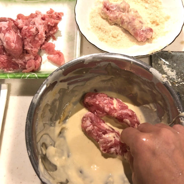 晩御飯です「残り物とんかつ」