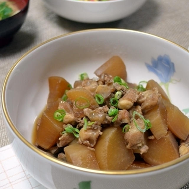 鶏軟骨と大根の甘辛煮