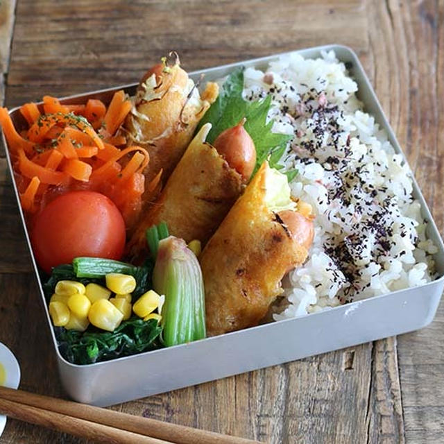 １食200円で大満足！ウインナーキャベツチーズ巻き