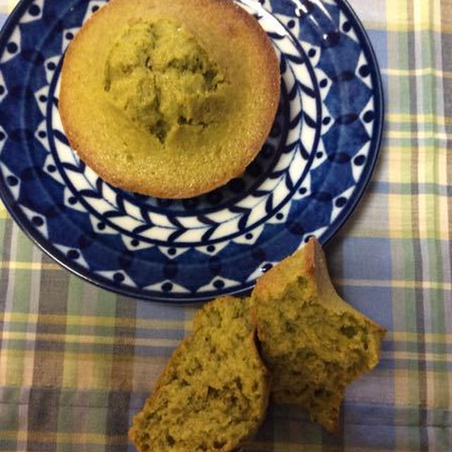 来週、いや今週の焼き菓子は抹茶マドレーヌ