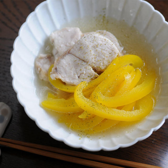 鶏とパプリカのさっと煮