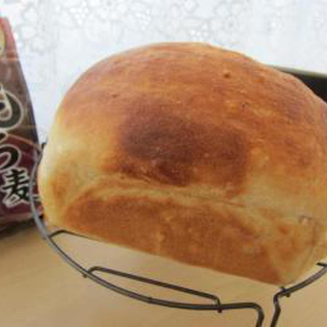 もち麦全粒粉ミニ食パン♪抹茶大福♪