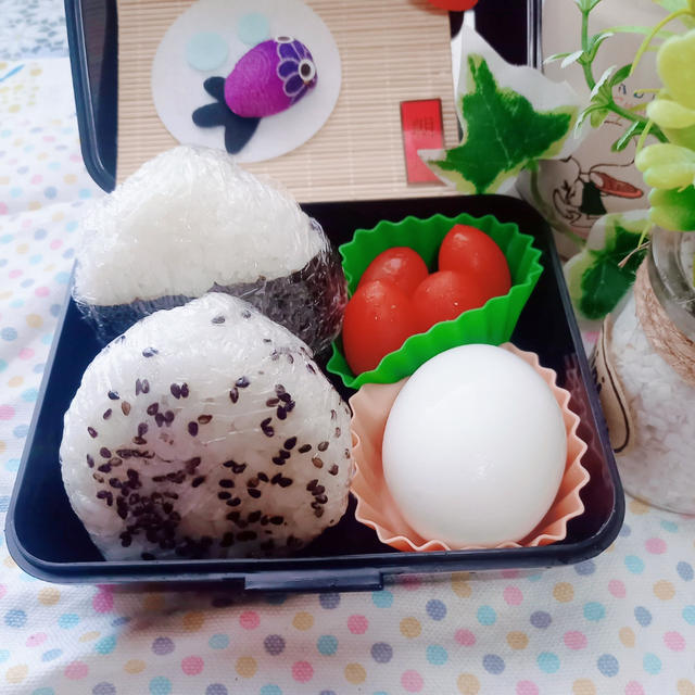 おにぎりセット弁当〖おにぎり弁当〗